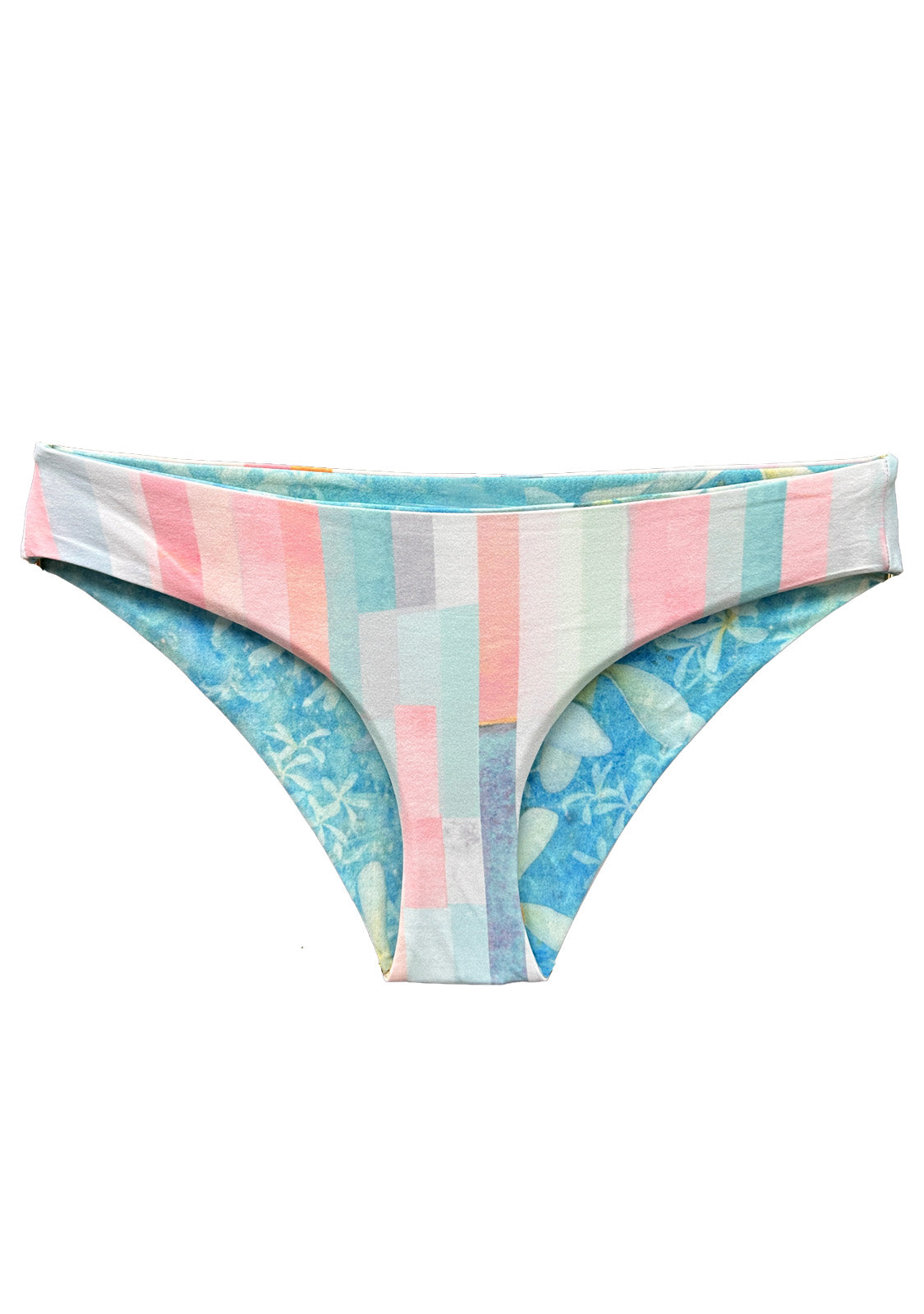 CAPRI | Scoop Top | Triangle Top | Active Bottoms