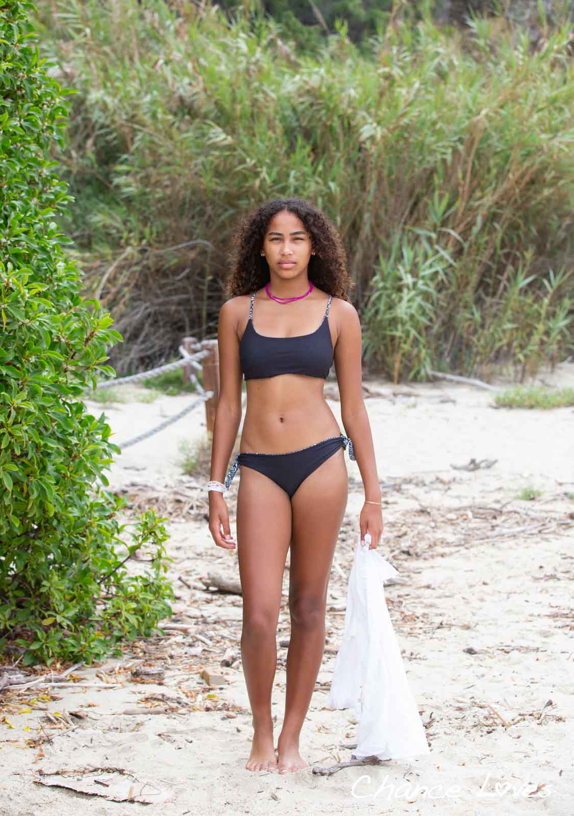 CORAL | 2-Piece | Scoop Style | Black